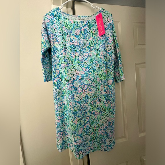 chilly Lilly UPF 50+ anti-microbial. Braedyn dress in Surf Blue Soleil it on me. - Picture 2 of 4
